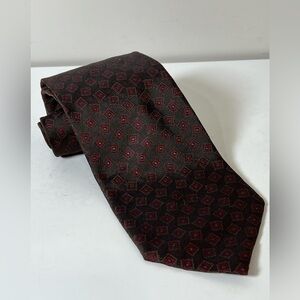 Polo Ralph Lauren Hand Finished 100% Silk Vintage Elegant Geometric Tie